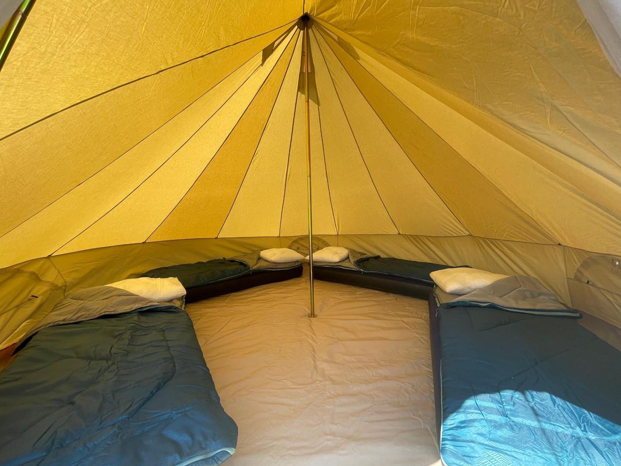 Grandprixcamp, Closest To The Red Bull Ring, Up To 4 Guests In A Tent Spielberg Bei Knittelfeld Zimmer foto